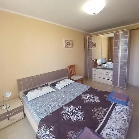 Central Nessebar Beach Apartment Apartament